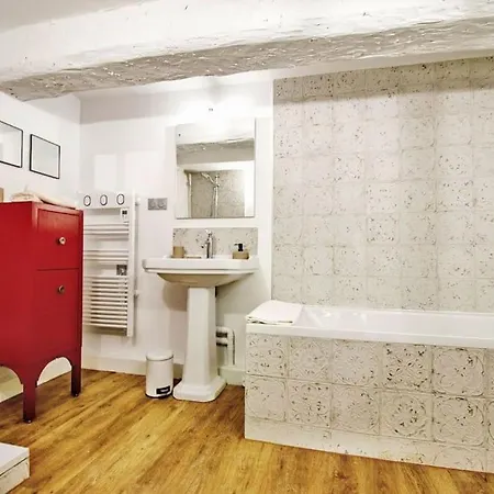 Magnifique Maison De 6personnes , Piscine Et Garage